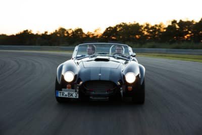 Ashley - 1965 AC Cobra by Backdraft Ashley - 1965 AC Cobra by Backdraft