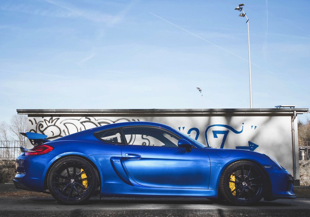 Hannah - Porsche Cayman GT4 Clubsport